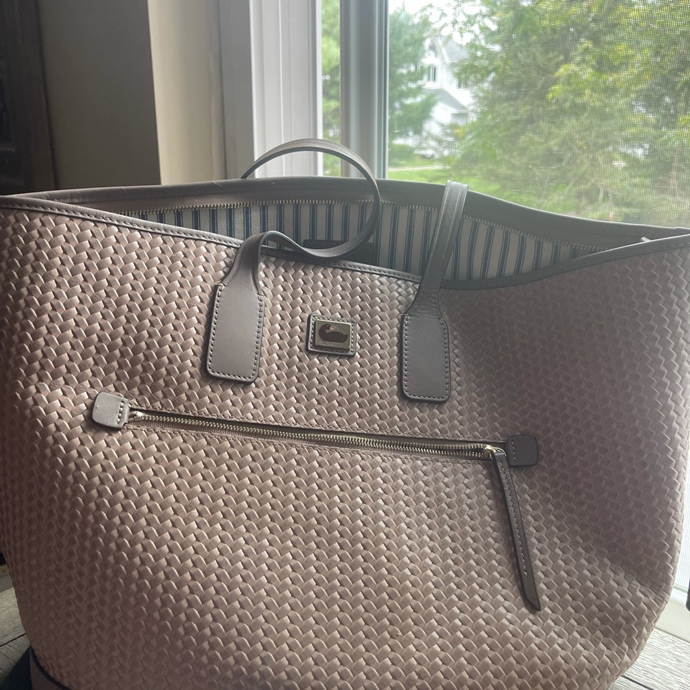 Dooney & Bourke basket weave leather tote